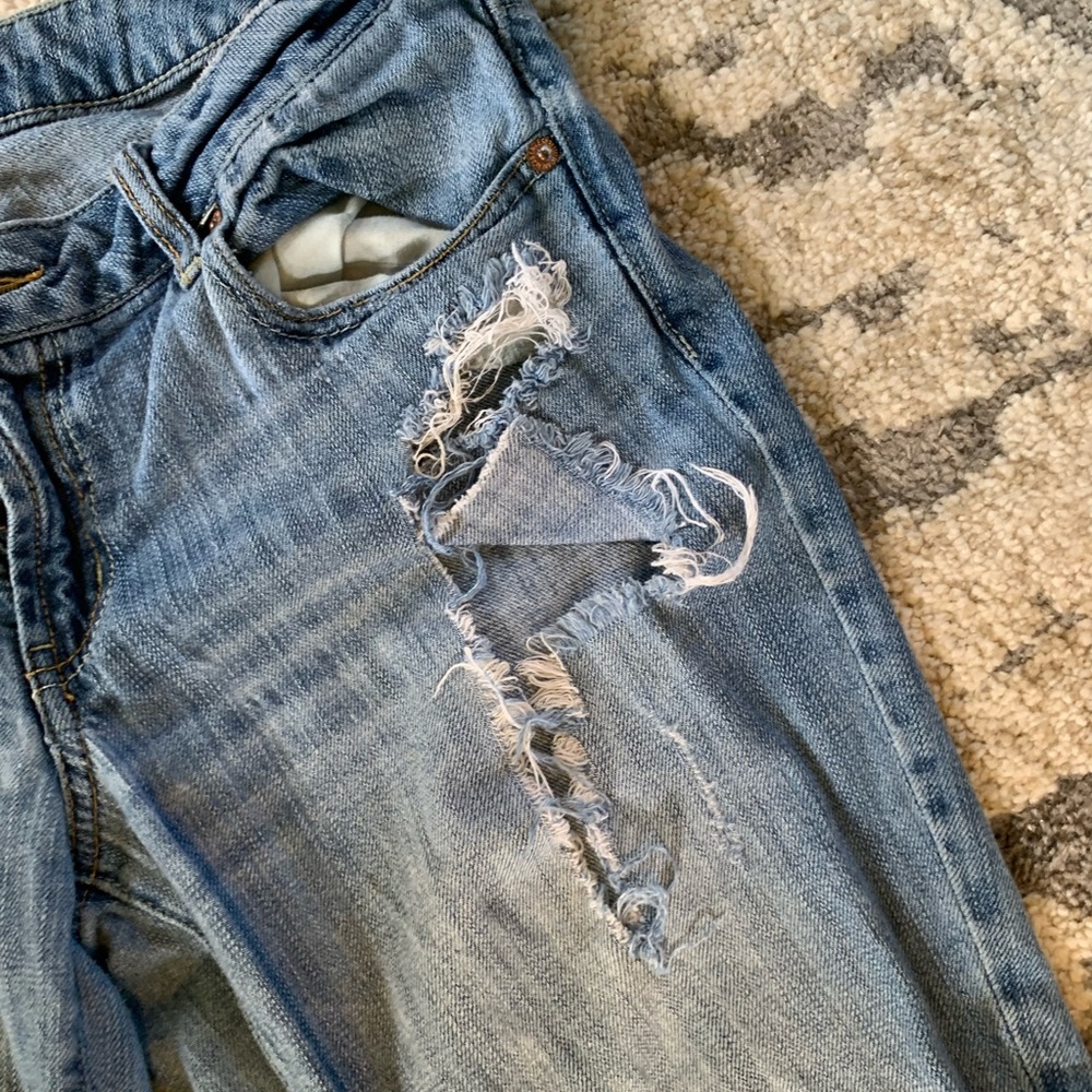 American eagle Ripped jeans - Picture 2 of 16